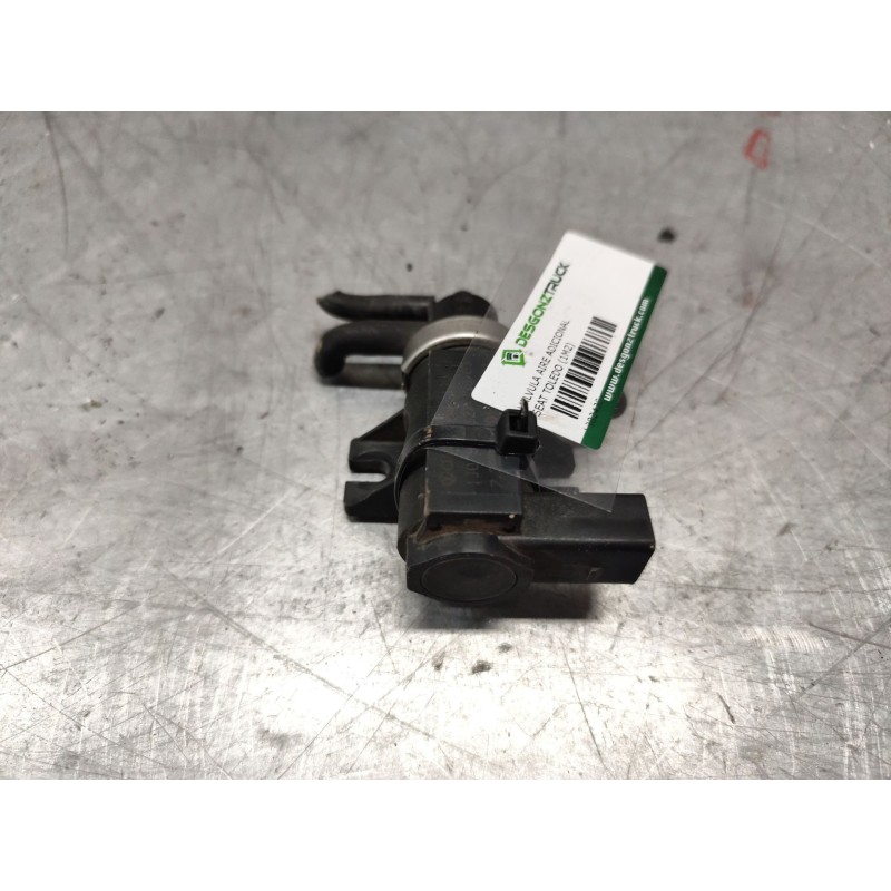 Recambio de valvula aire adicional para seat toledo (1m2) signo referencia OEM IAM 1j090662738  