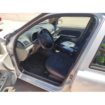 renault clio ii fase ii (b/cb0) del año 2002