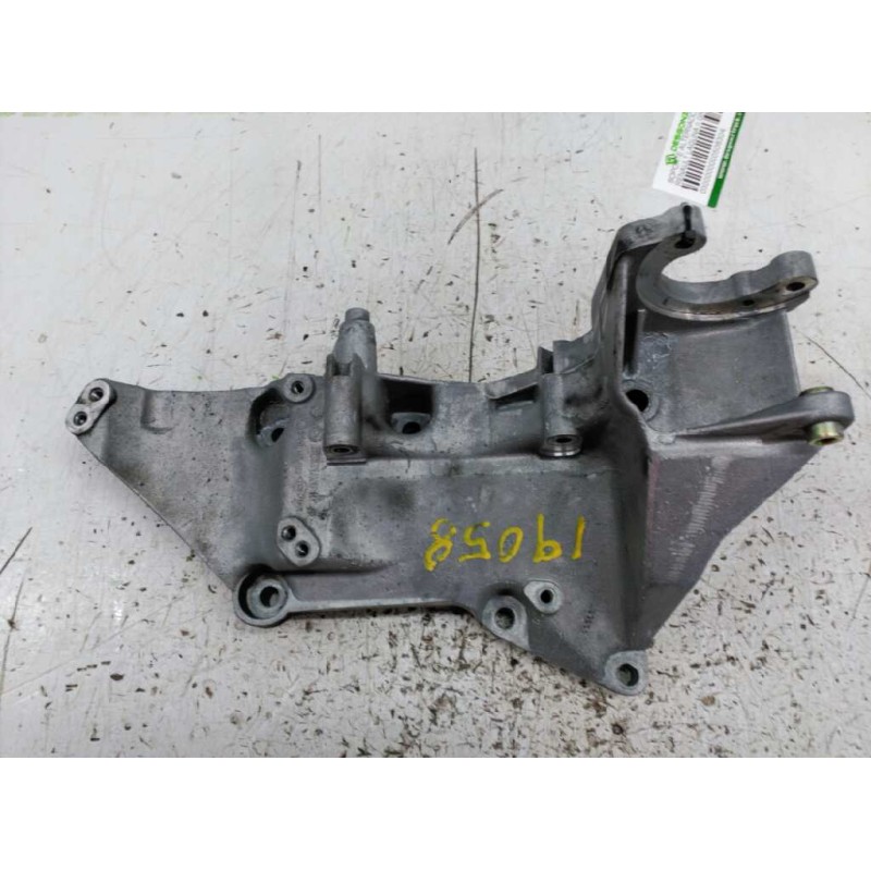 Recambio de soporte alternador para renault laguna ii grandtour (kg0) referencia OEM IAM 8200183234  