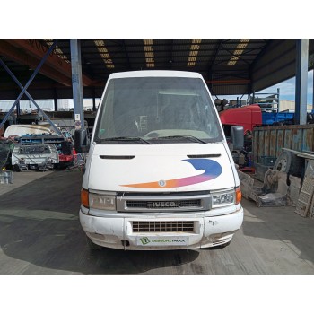 iveco daily v autobús del año 2005