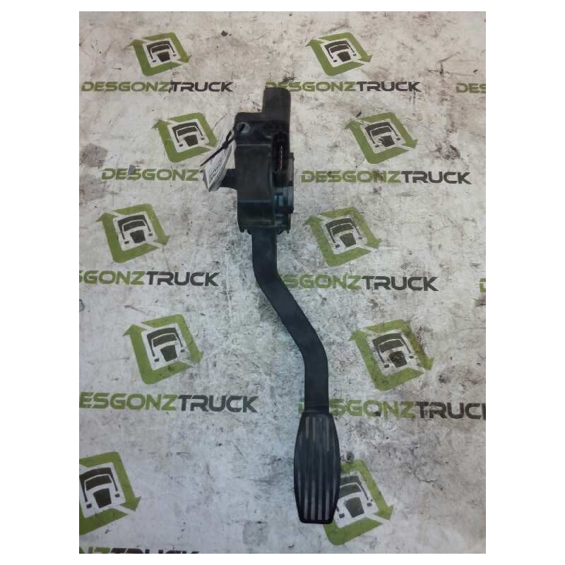 Recambio de pedal acelerador para iveco trucks daily 50c13 referencia OEM IAM 0281002359 500344802 BOSCH