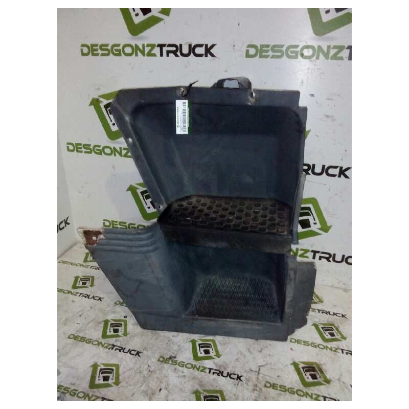 Recambio de peldaño derecho para nissan trucks m 140.17 referencia OEM IAM   