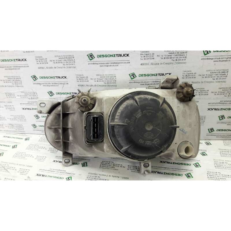 Recambio de faro derecho para volkswagen golf iii berlina (1h1) cl referencia OEM IAM 13886200R  