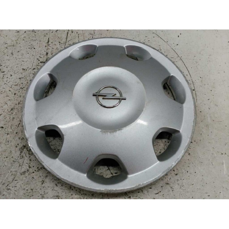 Recambio de tapacubos para opel corsa c club referencia OEM IAM 90576180 13´´ 