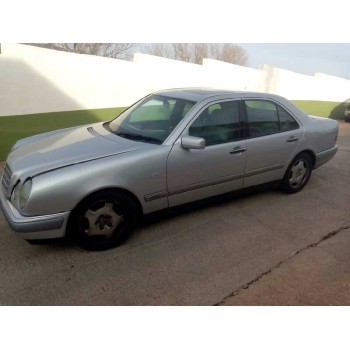 mercedes-benz clase e (w210) berlina diesel del año 1998