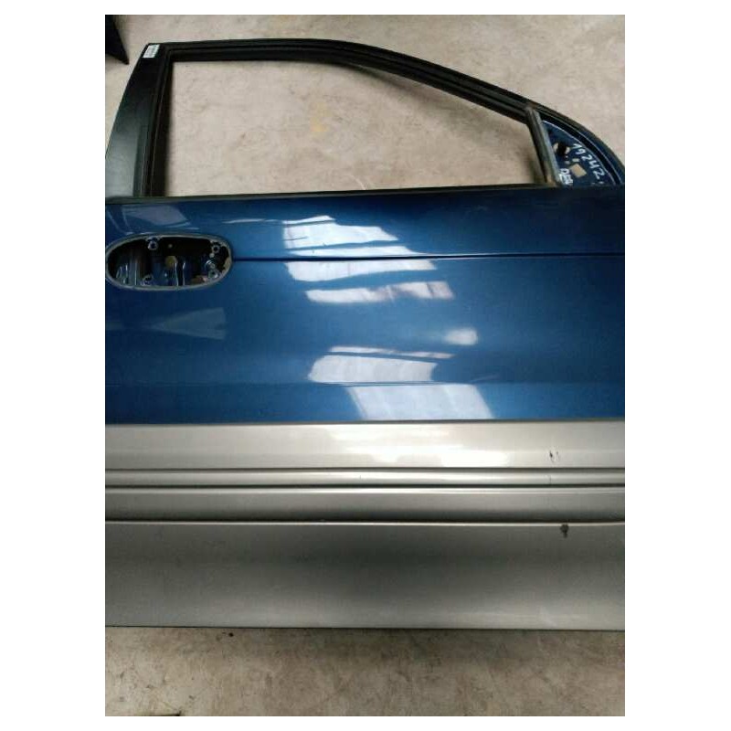 Recambio de puerta delantera derecha para kia carnival ii 2.9 cdri ex referencia OEM IAM   