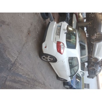 toyota auris del año 2011