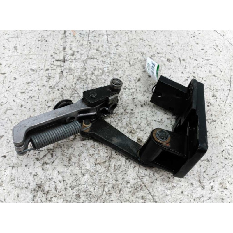 Recambio de bisagra puerta corredera para renault trafic (desde 5.89) t 1100 referencia OEM IAM  CENTRAL 