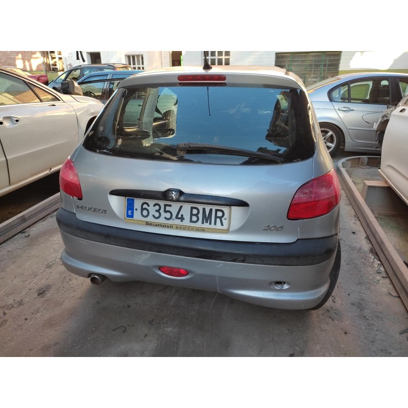 PEUGEOT 206 BERLINA