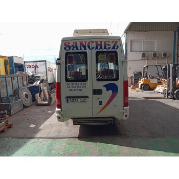 iveco daily v autobús del año 2005