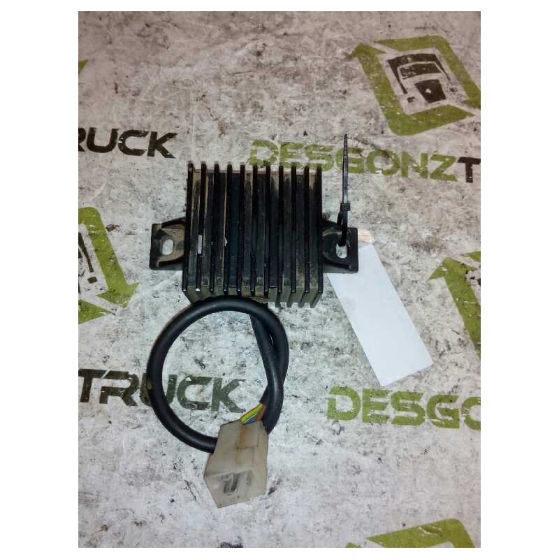 Recambio de modulo electronico para nissan trucks atleon 165 referencia OEM IAM 015011620 NAGARES CONVERTIDOR 24/12V