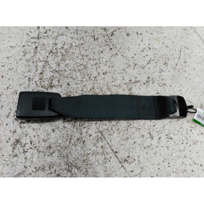 Recambio de enganche de cinturon trasero central para mitsubishi santamo (hyundai) santamo confort referencia OEM IAM   