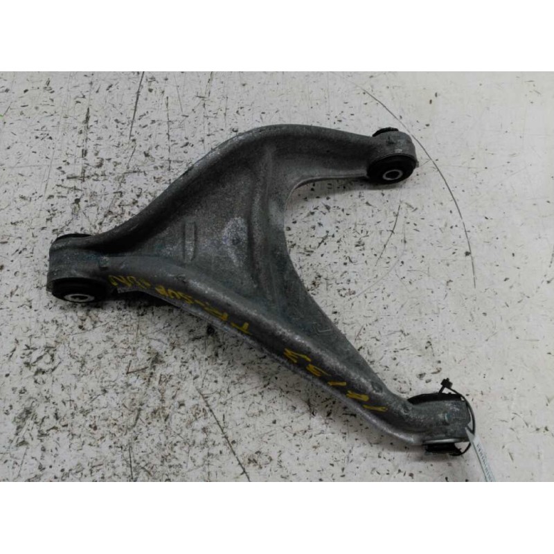 Recambio de brazo suspension superior trasero izquierdo para peugeot 407 sw sport referencia OEM IAM   