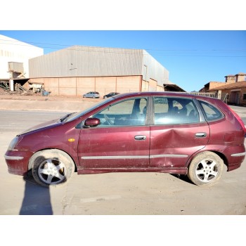 nissan almera tino (v10) del año 2004
