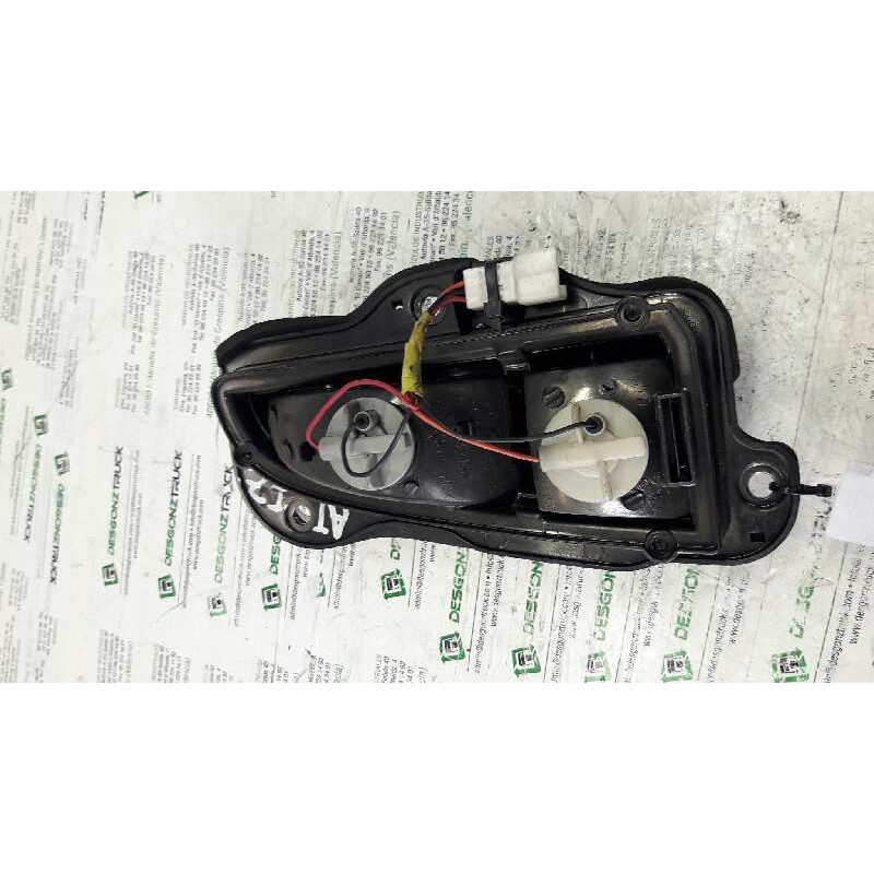 Recambio de piloto trasero izquierdo para hyundai elantra (xd) 2.0 crdi comfort (5-ptas.) referencia OEM IAM  INTERIOR 