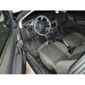 ford focus berlina (cak) del año 2004