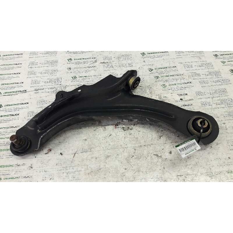 Recambio de brazo suspension inferior delantero izquierdo para renault scenic ii authentique referencia OEM IAM   