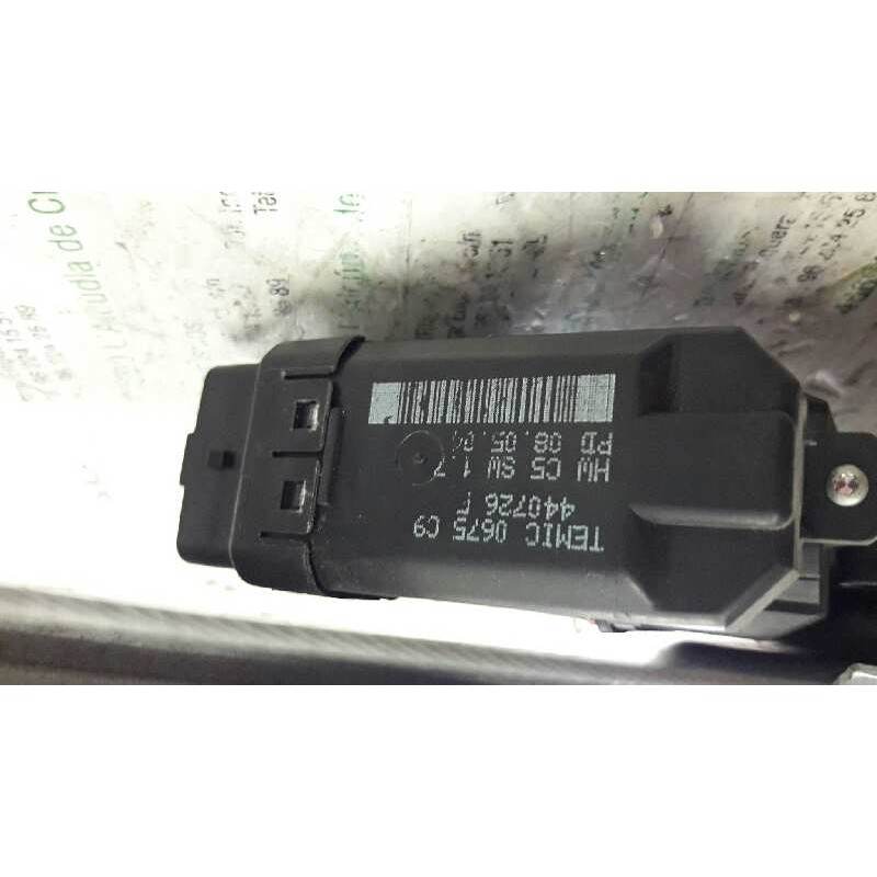 Recambio de elevalunas delantero izquierdo para renault scenic ii authentique referencia OEM IAM   