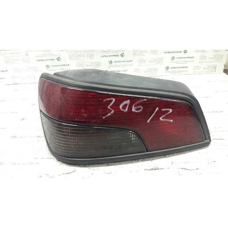 Recambio de piloto trasero izquierdo para peugeot 306 berlina 3/5 puertas (s1) graffic referencia OEM IAM   