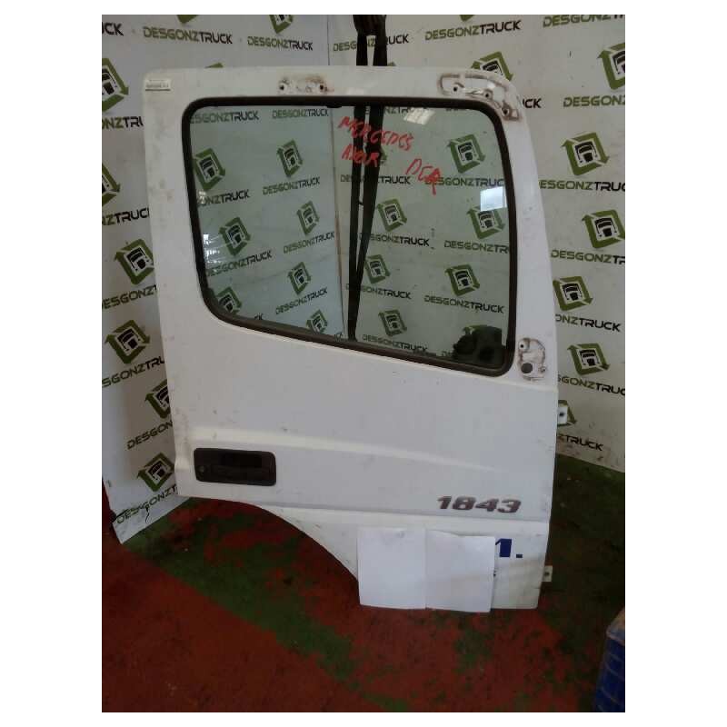 Recambio de puerta delantera derecha para mercedes axor 2-ejes 18 ton 2004  1843 4x2 om 457 la l (largo) referencia OEM IAM   