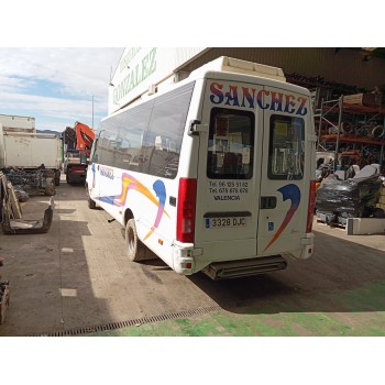 iveco daily v autobús del año 2005