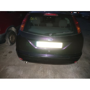 ford focus berlina (cak) del año 2004