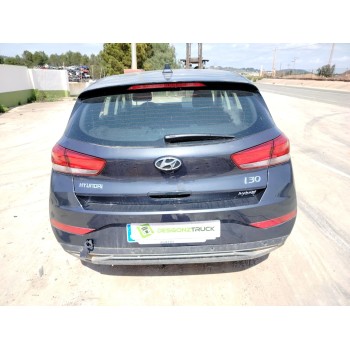 hyundai i30 fastback (pde, pden) del año 2023