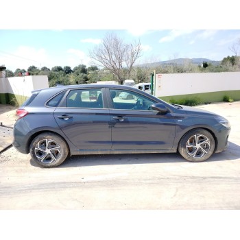 hyundai i30 fastback (pde, pden) del año 2023