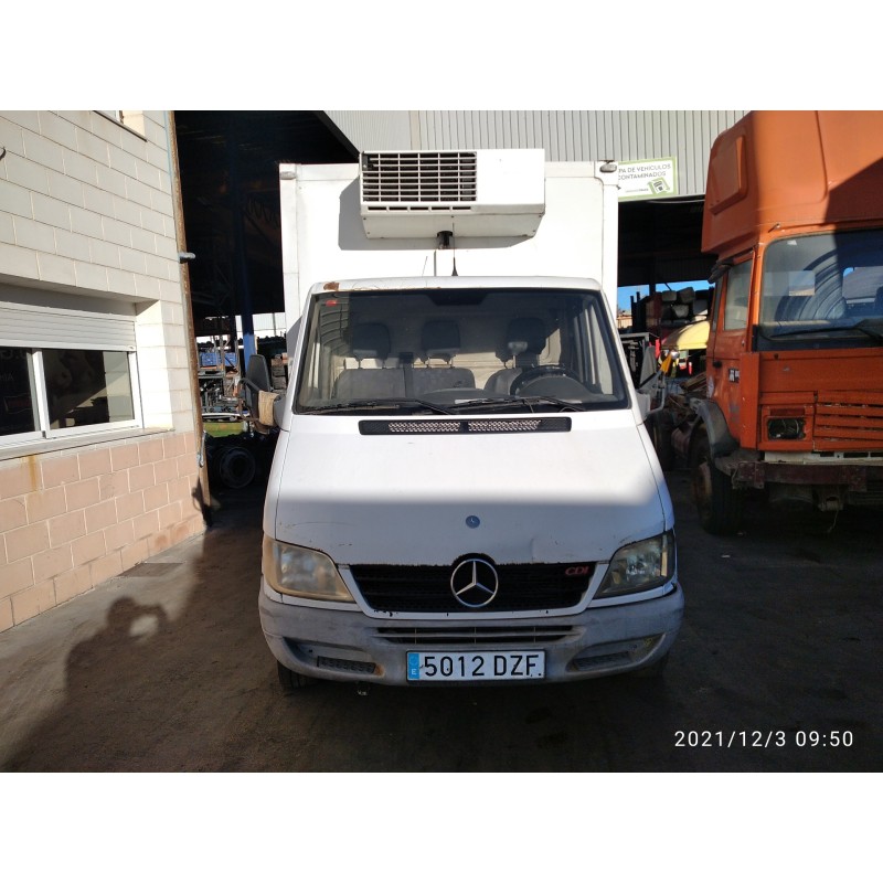 MERCEDES-BENZ SPRINTER 02.00  CAJA CERRADA