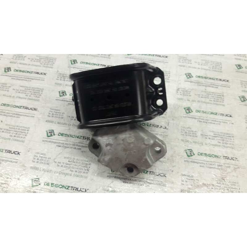 Recambio de soporte motor derecho para peugeot 307 berlina (s2) xt referencia OEM IAM 9636270080  