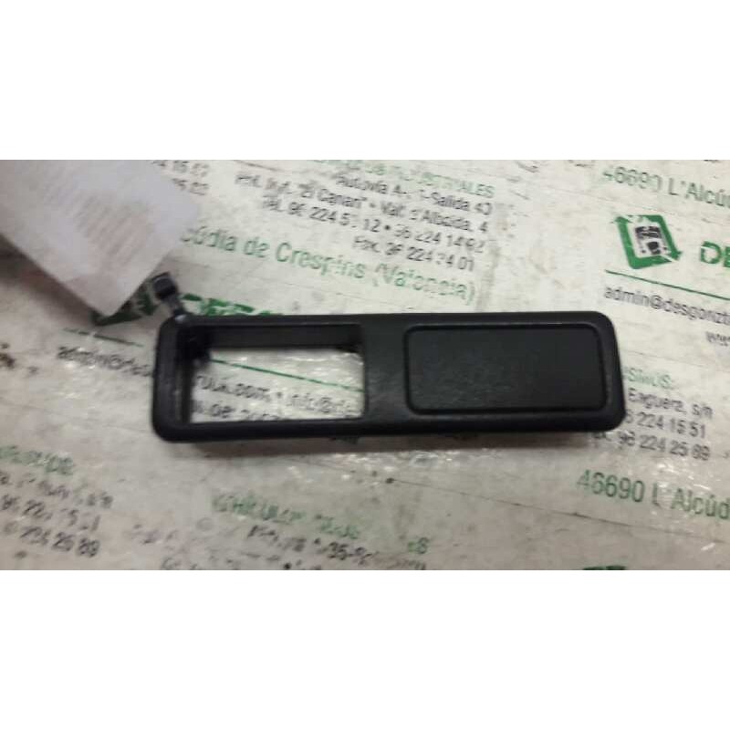 Recambio de embellecedor mando elevalunas para bmw serie 3 berlina (e46) 318i referencia OEM IAM 8193880  