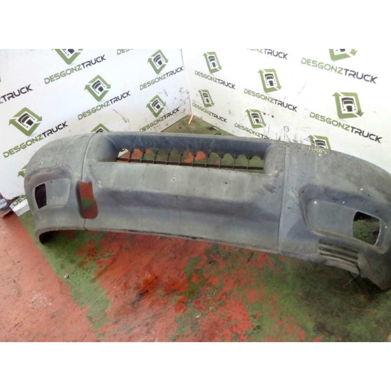 Recambio de paragolpes delantero para iveco daily caja cerrada (1999 =>) 35 - c 13 caja cerrada referencia OEM IAM   