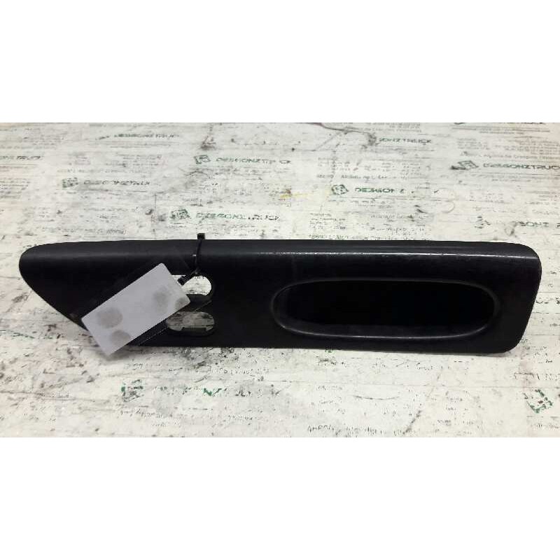 Recambio de embellecedor mando elevalunas para renault laguna (b56) 1.8 anade referencia OEM IAM 7700875656  