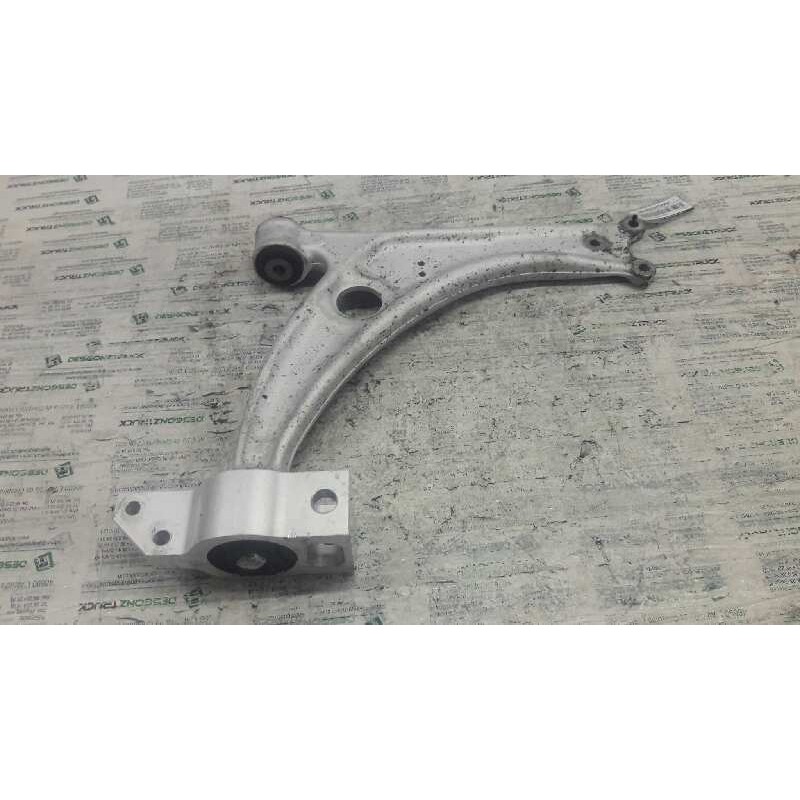 Recambio de brazo suspension inferior delantero derecho para volkswagen passat berlina (3c2) advance referencia OEM IAM 3C040715