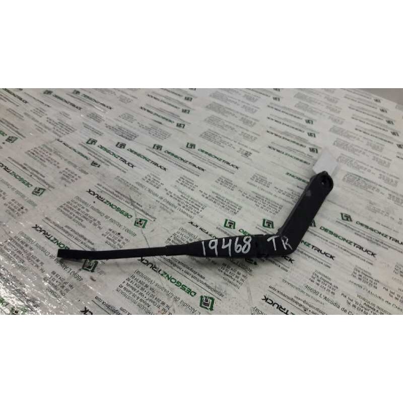 Recambio de brazo limpia trasero para nissan x-trail (t30) comfort referencia OEM IAM   