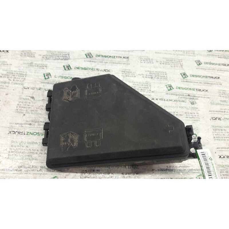 Recambio de caja reles / fusibles para mg rover mg zs zs 120 referencia OEM IAM   