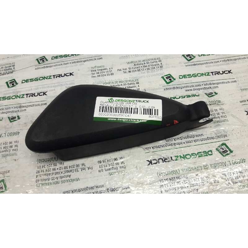 Recambio de guarnecidos varios para renault scenic ii authentique referencia OEM IAM 80010837 BRAZO LIMPIA 