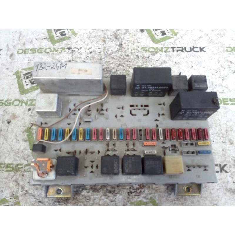 Recambio de caja reles / fusibles para man f 2000 19.xxx 12.0 diesel referencia OEM IAM 812544446060  