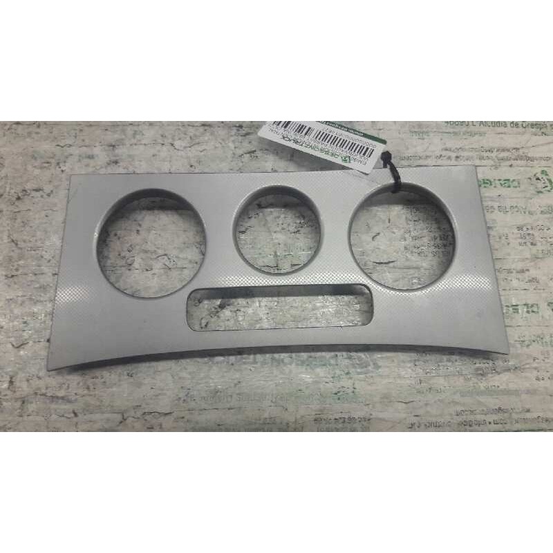 Recambio de embellecedor interior central para volkswagen passat berlina (3c2) advance referencia OEM IAM  MANDO CALEFACCION 