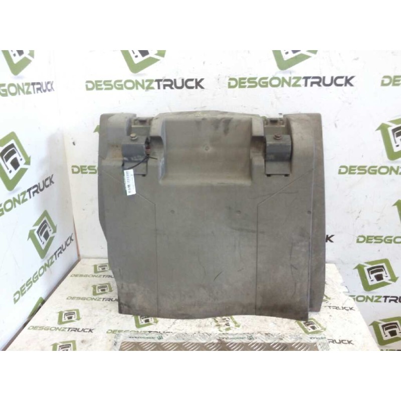 Recambio de guardabarros trasero izquierdo para mercedes axor 2-ejes 18 ton 2004  1843 4x2 om 457 la l (largo) referencia OEM IA