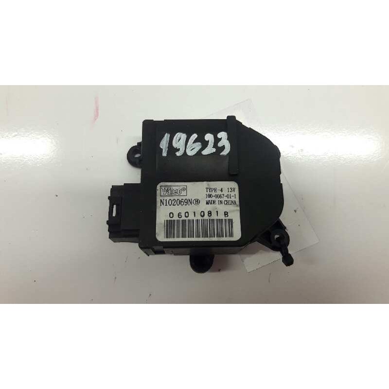 Recambio de motor regulador climatizacion para peugeot 207 sw confort referencia OEM IAM 0601081B  