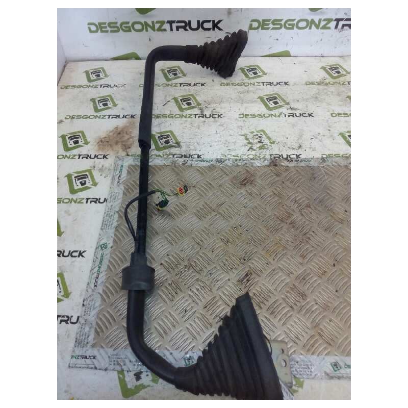 Recambio de brazo retrovisor izquierdo para iveco stralis (as) fsa t / fp lt 4x2 gran espacio referencia OEM IAM   