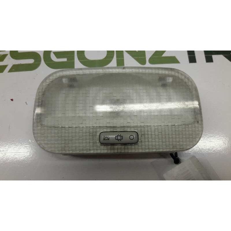 Recambio de luz interior para peugeot 207 sw confort referencia OEM IAM 9680717080  