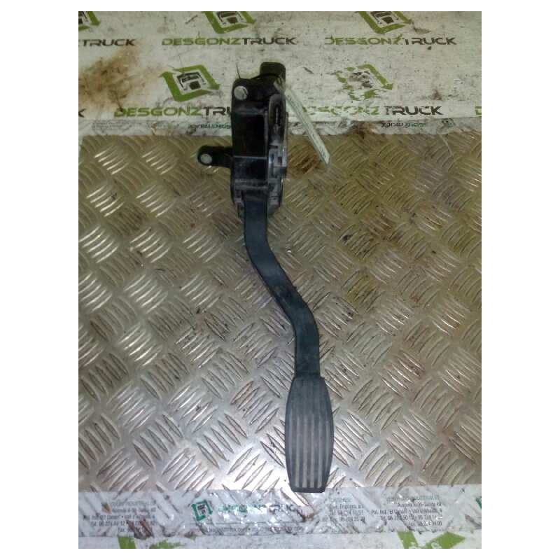 Recambio de pedal acelerador para iveco daily caja cerrada (1999 =>) 35 - s 12 caja cerrada referencia OEM IAM 504061734 0281002