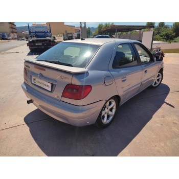 citroën xsara berlina del año 2001
