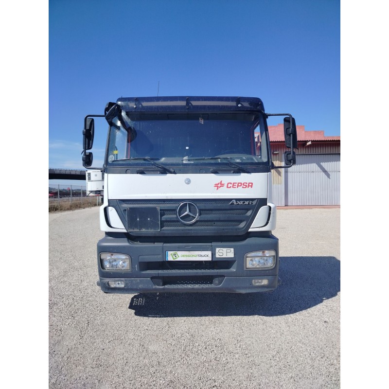 mercedes-benz axor 3-ejes 25/26t 2004  del año 2008