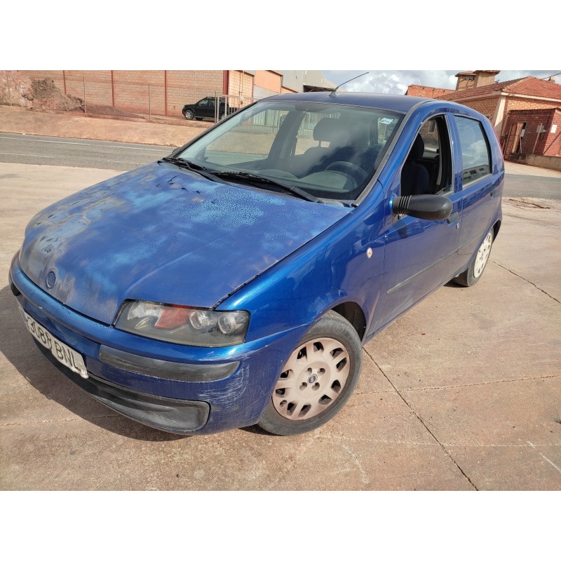 FIAT PUNTO BERLINA (188)