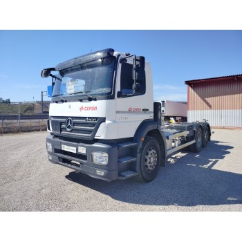 mercedes-benz axor 3-ejes 25/26t 2004  del año 2008