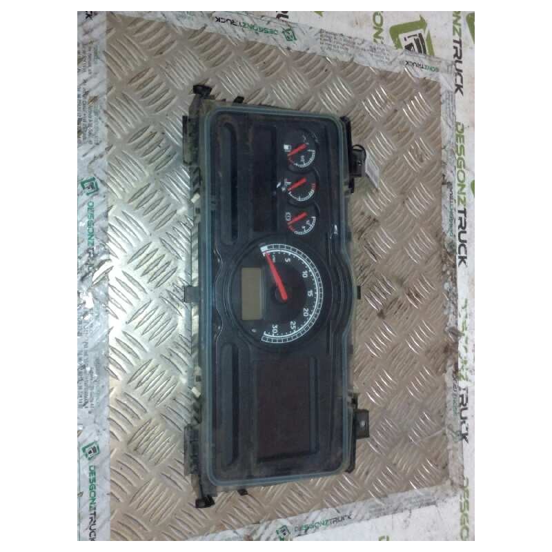 Recambio de cuadro instrumentos para renault premium route 2006 fas 4x2 larga distancia referencia OEM IAM 7421050635  