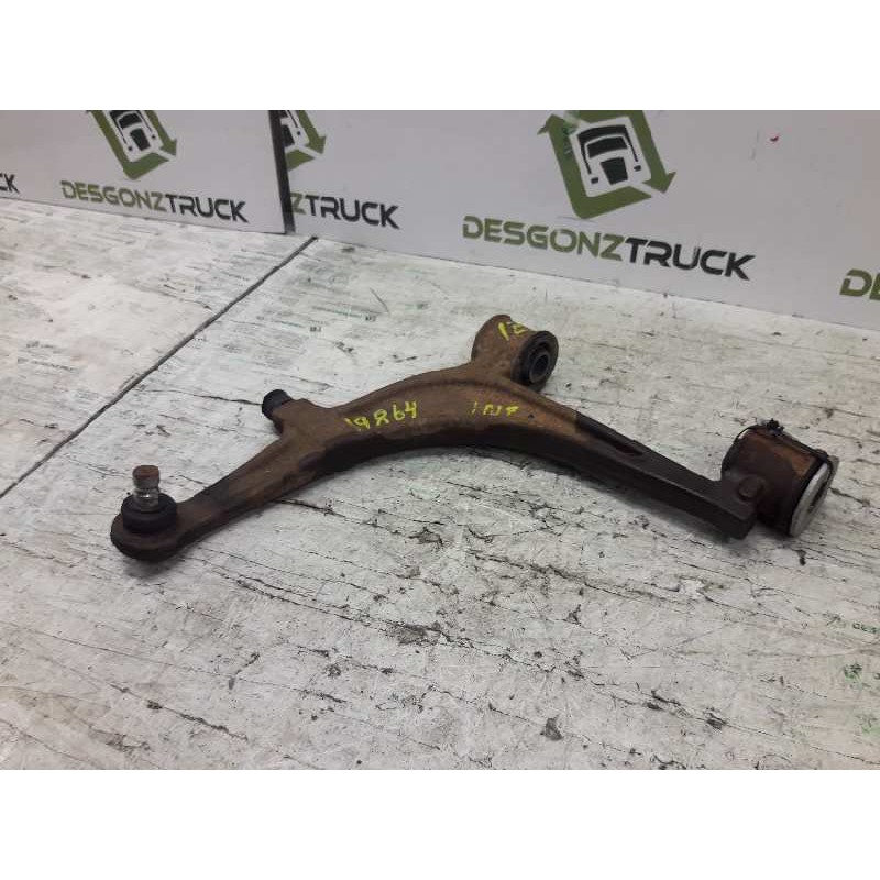 Recambio de brazo suspension inferior delantero izquierdo para renault master desde ´98 referencia OEM IAM 66020150  